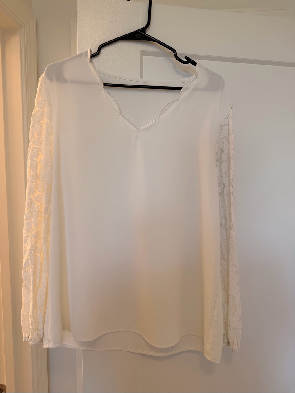 Women's White Lace-Sleeve Blouse - Classic V-Notch Neck